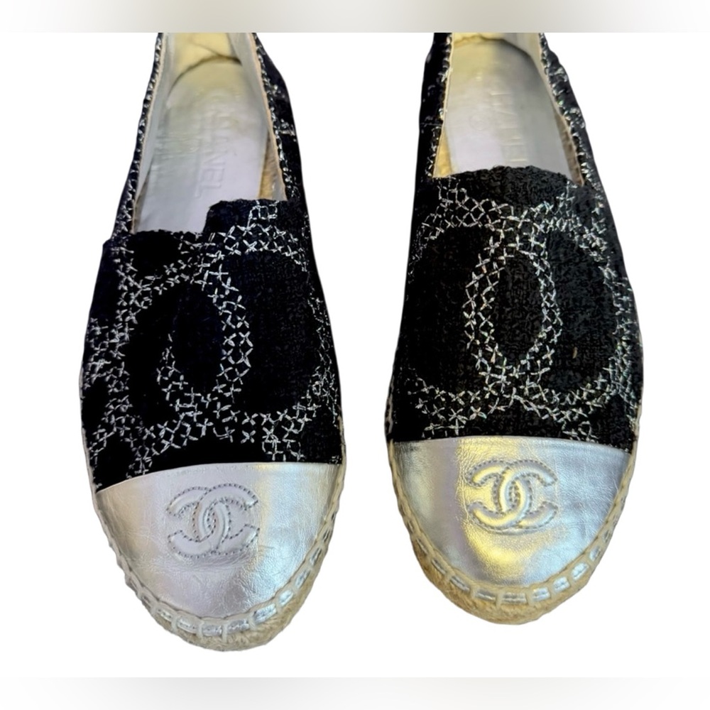 Chanel black tweed silver mettalic cc logo espadrilles